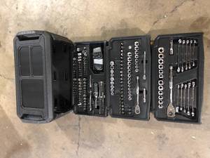Husky Mechanics Tool Set (270-Piece)  Customer Returns See Pictures