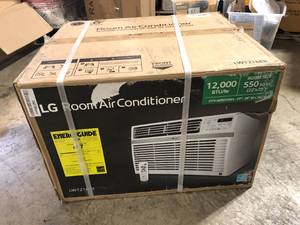 LG 12,000 BTU 115-Volt Window Air Conditioner LW1216ER Cools 550 Sq. Ft. with ENERGY STAR and Remote  Customer Returns See Pictures