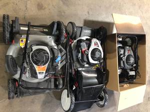 Lot of Assorted Murray  Lawn Mowers Various Sizes and Conditions   Customer Returns See Pictures