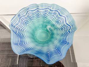 lot 59 image: Signed Glass Bowl in Style of Dale Chihuly