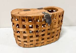 lot 142 image: Vintage Handmade Creel From Wood and Recycled Metal