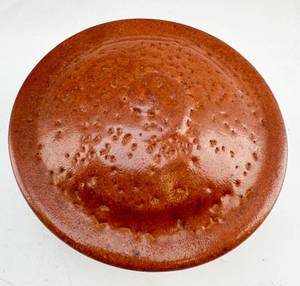 lot 241 image: Studio Pottery Covered Dish