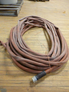 lot 23 image: Hose