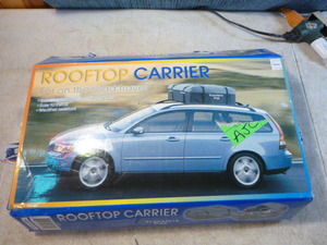 lot 32 image: Travelers Pak Rooftop Carrier