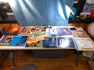 lot 72 image: 20 Vintage Albums