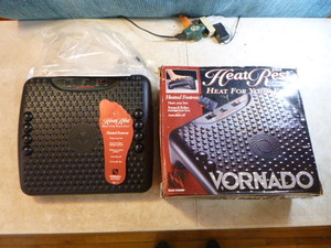 lot 74 image: Vornado Heat Rest Heated Footrest