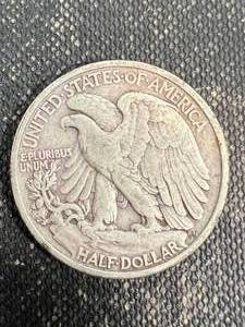 1940 US WALKING LIBERTY HALF DOLLAR