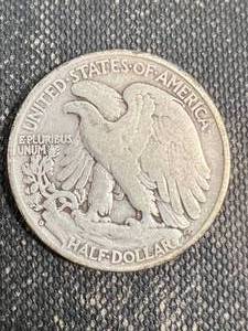 1941-D US WALKING LIBERTY HALF DOLLAR