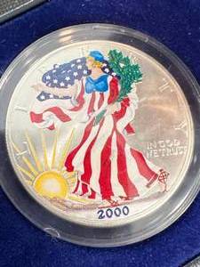 2000 AMERICAN SILVER EAGLE IN FULL COLOR 1 TROY OZ .999 FINE SILVER