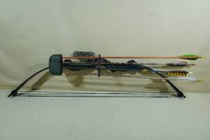 lot 15A image: Proline Cyclone Intermediate Compound Bow with Arrows - 40#25