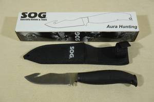 lot 77 image: SOG Aura Hunting Knife with Guthook