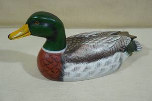lot 88 image: Wooden Handmade Mallard Duck Decoy