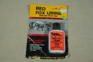 lot 122 image: Red Fox Urine Hunting Scent