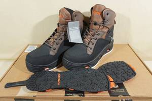 lot 137 image: Korkers Buckskin Wading Boots -Mens 13, Felt & Kling-On Soles