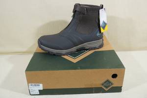 lot 150 image: Muck Boots Mens Apex Mid Zip -Size 14