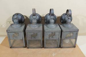 lot 152 image: Outdoor Lighting Bronze Finish - Moose Theme