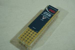 lot 185 image: 100 CCI Mini-Mag 22 LR 36 Gr HP Ammo