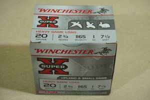 lot 199 image: 25 Winchester Super-X 20 Gauge 2-34 7.5 Shot Shotshells