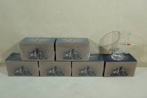 lot 221 image: 6 Lucky Shot Pint Glasses with Bullet Zombie
