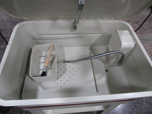 lot 3 image: Parts Washer