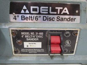 lot 14 image: Delta BeltDisc Sander