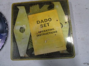 lot 40 image: Misc. Saw Blades, Dado Set, Router Mounting Kit & Edge Guide