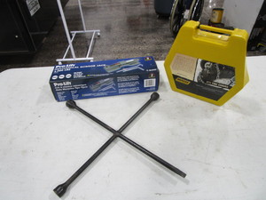 lot 74 image: Jack, Lug Wrench, ATV Tire Chains