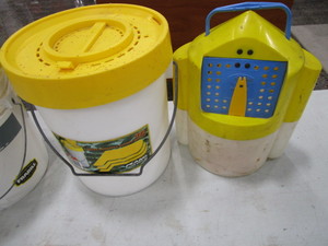 lot 86 image: BaitMinnow Buckets