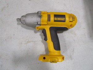 lot 102 image: DeWalt 18v 12 & 38 Impacts