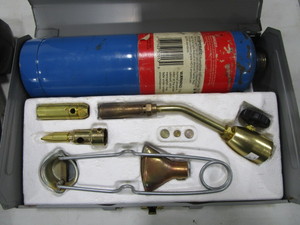 lot 144 image: Soldering Lot