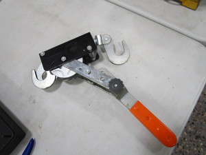 lot 146 image: Winch, Pop Rivet Tool, Air Pump