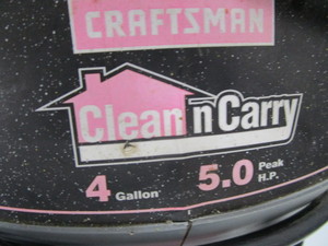 lot 187 image: 4 gal Shop Vac & Filters
