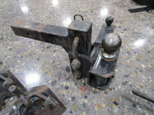 lot 206 image: Sway Control Receiver Hitch