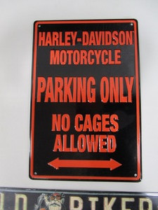 lot 240 image: Harley Davidson Tin Signs
