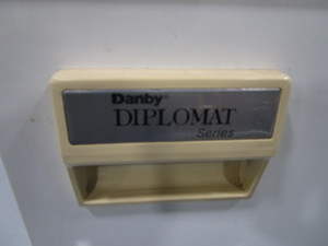 lot 306 image: Dorm Fridge
