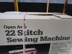lot 319 image: Sewing Machine