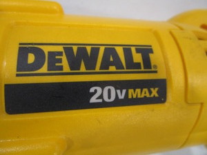 lot 100-A image: DeWalt 20v Sawzall