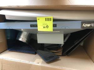 lot 25 image: CAVALIERE Range Hood 30 Inch Wall Mounted, Brushed Stainless Steel Finish, 462 CFM, 6 Speed Control Touch Panel, Stainless Steel Baffle Filters, LED Lighting  Customer Returns See Pictures