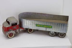 lot 14 image: Vintage Tonka 1954 Mound Metal Craft Steel