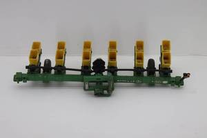 lot 19 image: John Deere 170 Planter
