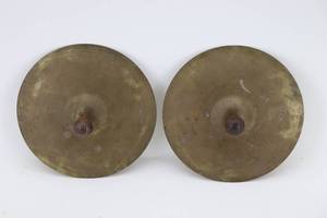 lot 80 image: Vintage 7 Cymbals