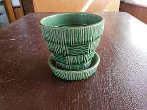 lot 30 image: Green McCoy Basket Weave Flower Pot