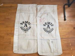 lot 46 image: Lot of 2 Bemis A Extra Heavy Seamless Seed Bags, 84