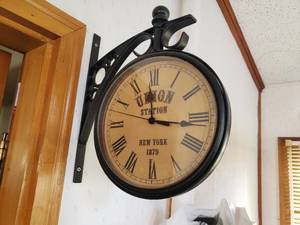 lot 68 image: Wall Mounted Clock