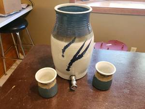 lot 78 image: Brimberry Pottery Glasses and Server