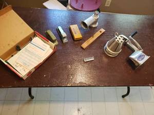 lot 89 image: Vintage Staplers, Apple Peeler, Versi Cutter