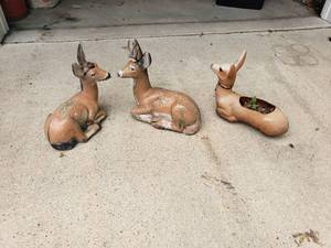 lot 108 image: Lot of Outdoor Deer Decor - 2 Concrete, 1 Plastic