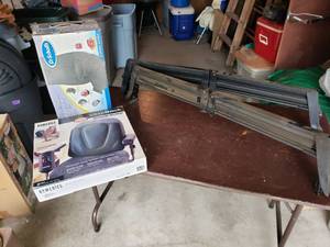 lot 162 image: Ski Rack and Heated Seat Pads