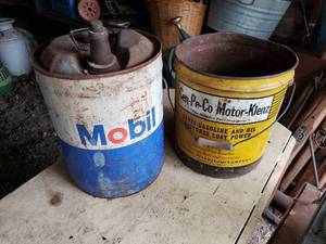 lot 207 image: Vintage Oil Cans