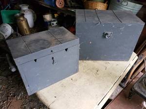 lot 208 image: 2 Wooden Storage Boxes